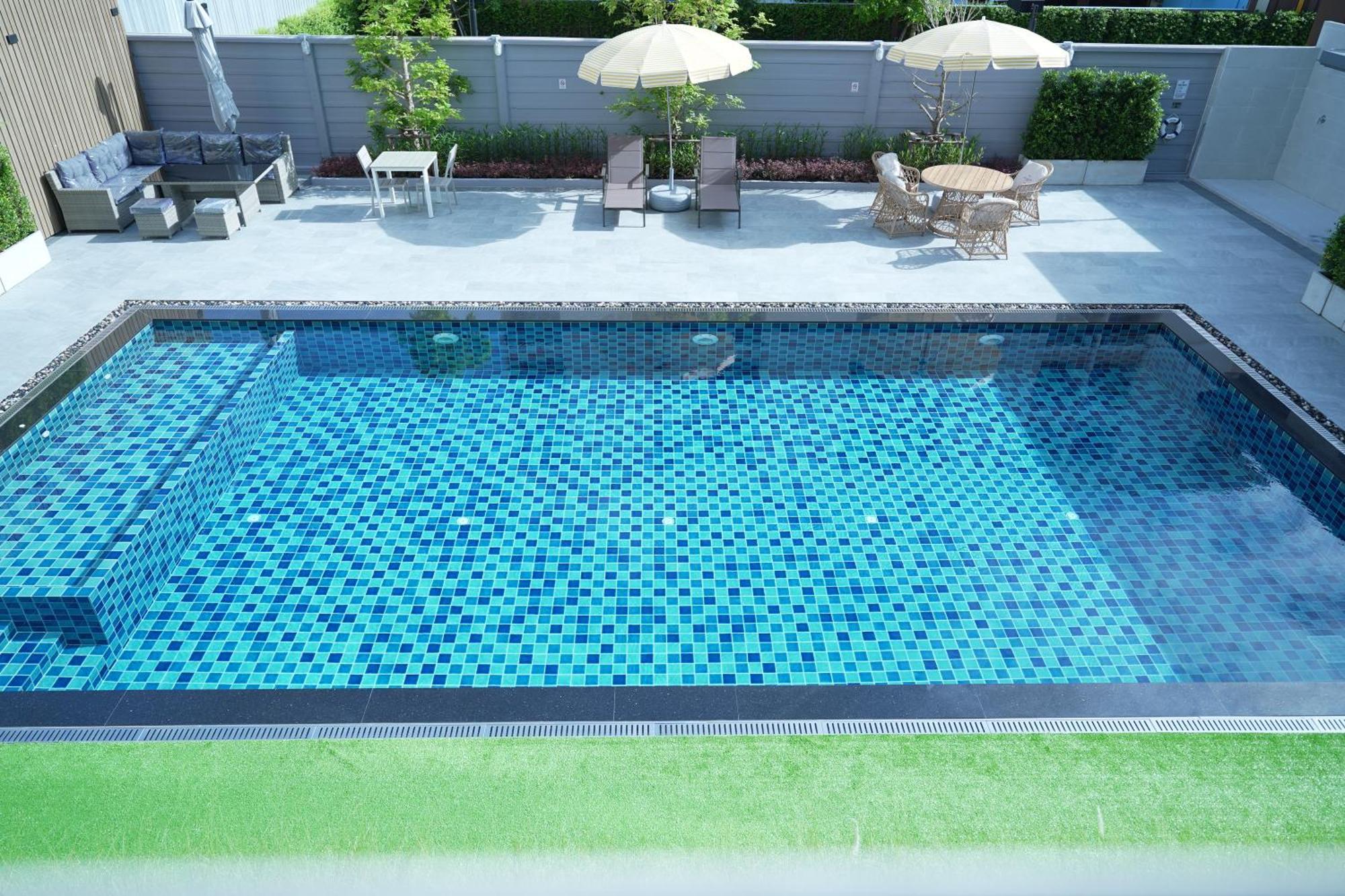 Three Seasons Bangkok Hotel Luaran gambar
